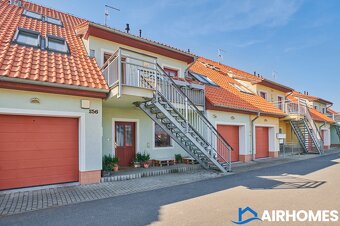 Mezonetový byt 4+kk (93.39 m²) se sdílenou zahradou (255 m²) - 2