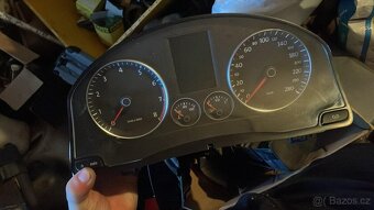 TACHOMETR budiky VW Scirocco 2.0 TSI maxidot - 2