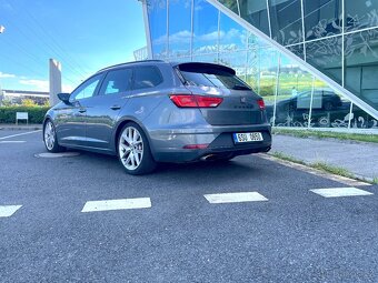 Seat Leon ST Cupra 300 4DRIVE - 2