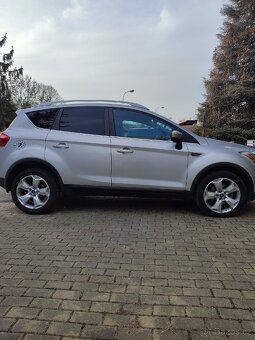 Ford Kuga 2.0TDC-i 4x4 TITANIUM - 2