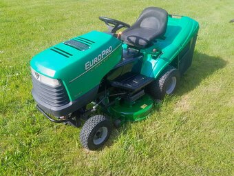 ZAHRADNÍ TRAKTOR JOHN DEERE - 2