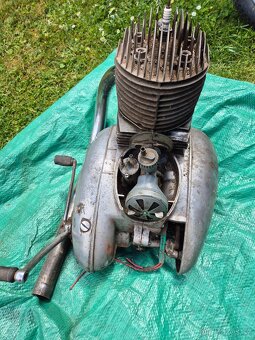 Motor na péráka - 2
