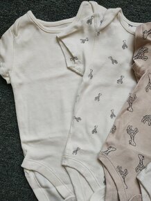 Dětské body 7 ks, vel. 12-18 měsíců, Zn. M&S - 2
