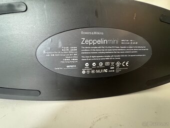 Bowers & Wilkins Zeppelin - 2