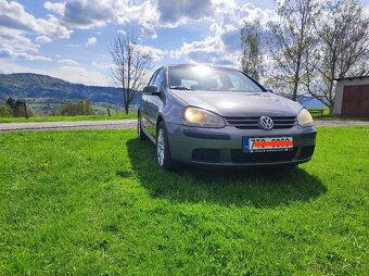 Volkswagen Golf V - 1.6 75kW - 2