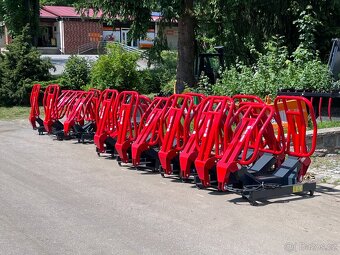 kleště na kulaté balíky - 2