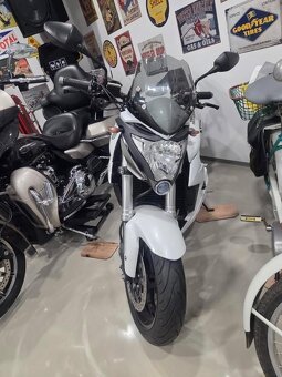 Honda cb 1000r (sc60e) - 2