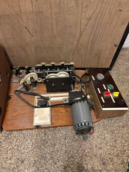 Stroj na výrobu kolejnic - železniční modelářství - 2