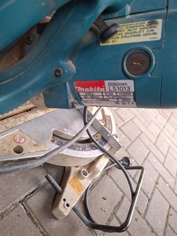 Pokosová pila Makita - 2