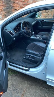 Audi Q7 3.0 TDI 180 kW S-LINE - 2