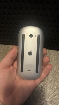 Apple Magic Mouse (model A1657) - 2