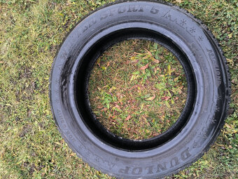 2 zimní pneu 205/55/17 DUNLOP vz. 85% - 2