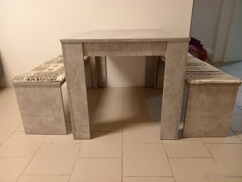 Jídelní stůl + lavice - 2