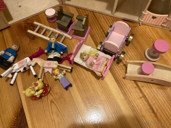 Dřevěný hrad pro děti - 2