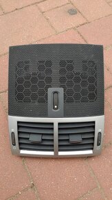 Peugeot 407 výdechy topení/klimatizace - 2