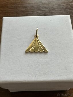 Zlatý přívěsek - 2