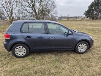 Prodám Volkswagen Golf VI 2.0TDI - AUT.KLIMATIZACE - 2