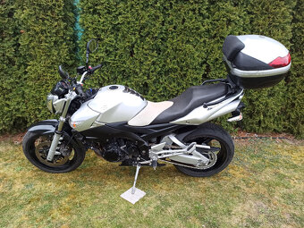 Suzuki GSR 600 R.V.2008 - 2
