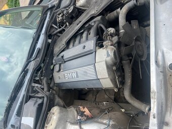 BMW E34 M50b20 singlevanos - 2