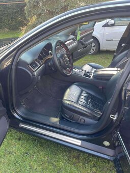 • AUDI A8 3.0TDI 171kW • - 2
