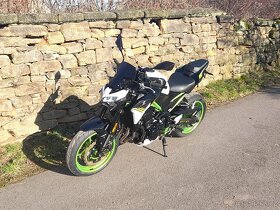 Kawasaki  Z900 - 2