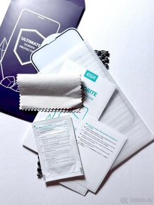 ESR Tvrzené sklo Armorite iPhone 13 a 13 Pro - 2