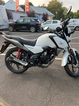 Honda CB 125 F - 2