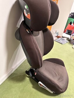 Autosedačka BeSafe iZi Up X3 fix 15-36 kg - 2