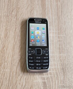 MOBILNÍ TELEFON NOKIA E52 (RM-469) - ZACHOVALÝ STAV - 2