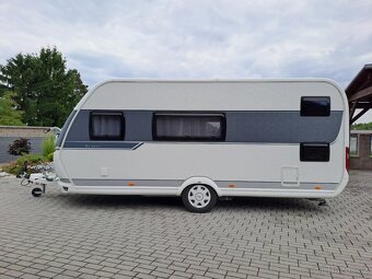 Karavan Hobby 490 kmf palandy - 2