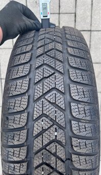 Hyundai Tucson, i35 - 17" alu + zimní 225/60 Pirelli 7mm - 2