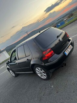 VW GOLF SPECIAL EDITION  1.9 TDI 74KW PD - 2