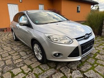 Ford Focus 1.6i 16v 77kw benzin 70 tis km,první majitel TOP - 2