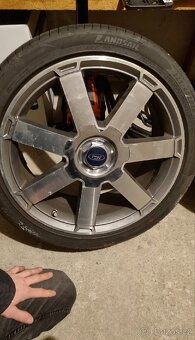 Kola 5x108 R18 225/40 - 2