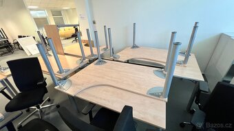 Kancelářské stoly, kvalitní vybavení kancelaře, nábytku - 2