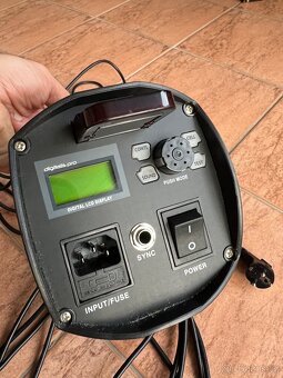 2× Fomei Digitalis PRO 600 – profi záblesky, TOP stav - 2