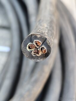 elektrický kabel 380 V - 2
