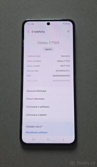 Samsung Galaxy Z Flip 5 LIVE DEMO UNIT - 2