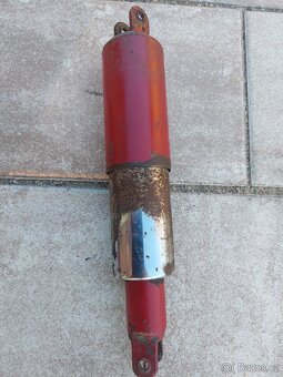 Jawa CZ 175 - zadni tlumice - 2