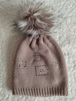 Dámské čepice - 2