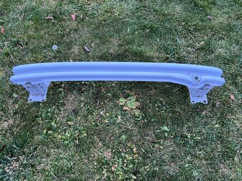 Zadní železná výztuha nárazníku pro Škoda Karoq - 2