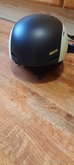 Lyžařská helma - 2