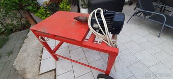 Kuželová štípačka na dřevo - 2