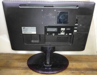 Full HD LED televize SAMSUNG 56 cm, nemá DVBT2 - 2