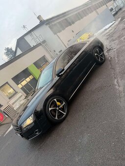 Audi s8 - 2