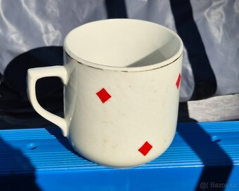 Starý porcelánový hrníček - 2