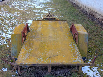 Jednoosý vlek za traktor - 2