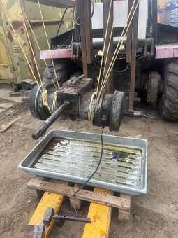 MT8 TZ4K14 zadní nápravy - 2