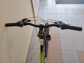 Rock Machine 24 - 2