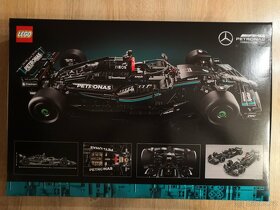 Nabízím Lego set 42171 - Formule F1 Mercedes AMG - 2